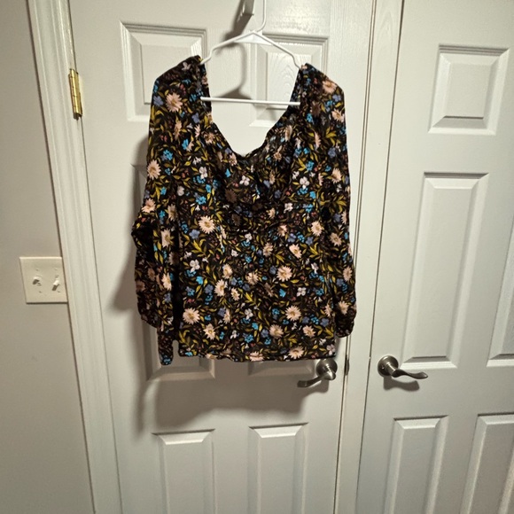 a.n.a Tops - A.N.A Plus Size Woman’s Floral Top 3X 3/4 Sleeves